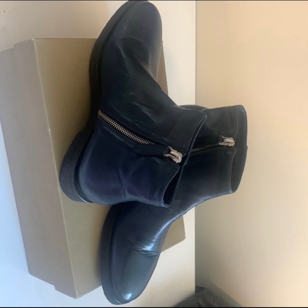 Beautiful petrol boots